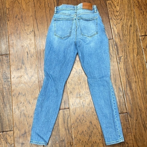 Lucky Brand High Rise Skinny Bridgette button up distressed jeans - Picture 11 of 12